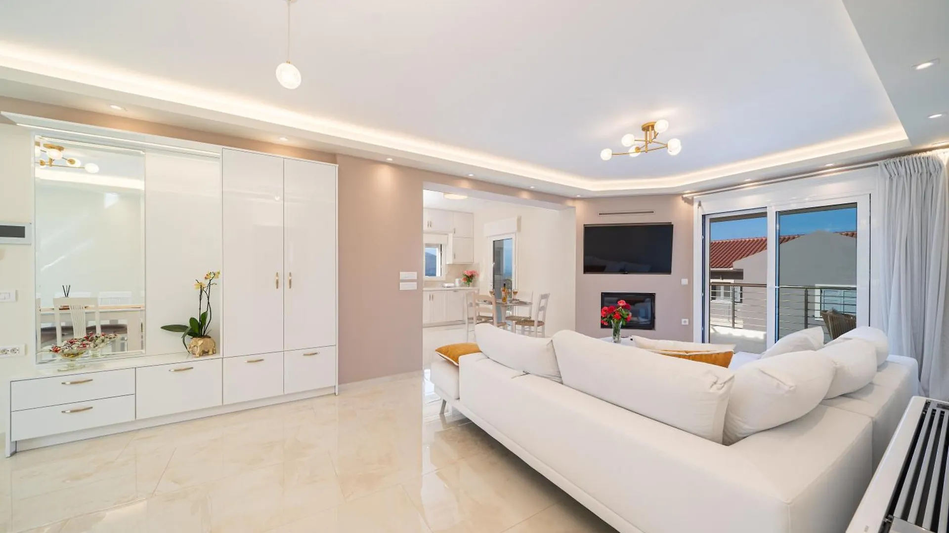 Melina'S Apartments Karavomylos