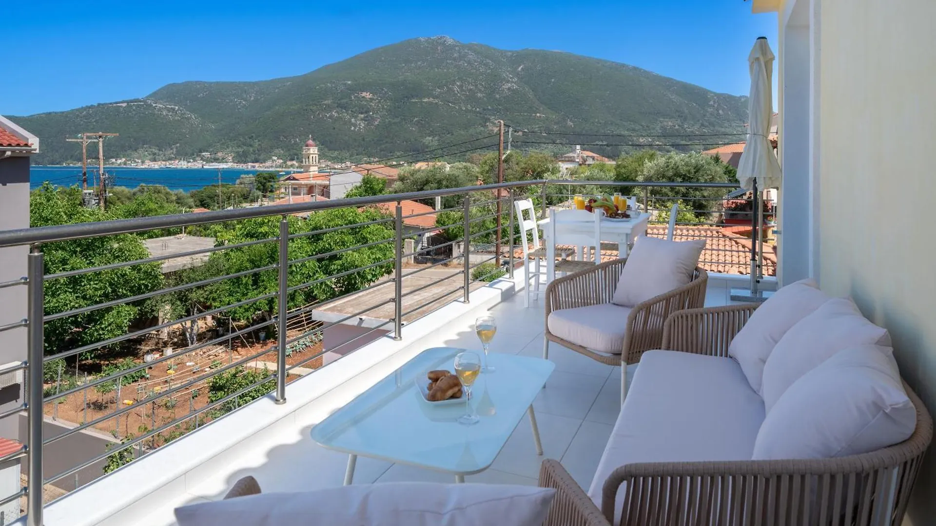 Melina'S Apartments Karavomylos Greece
