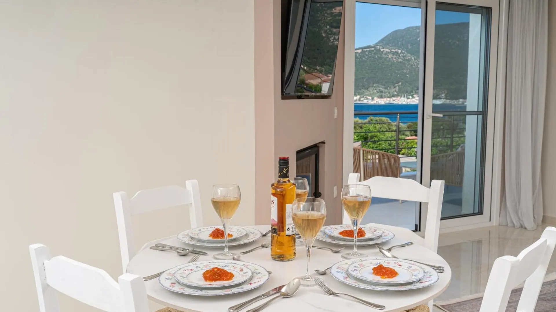 Melina'S Apartments Karavomylos