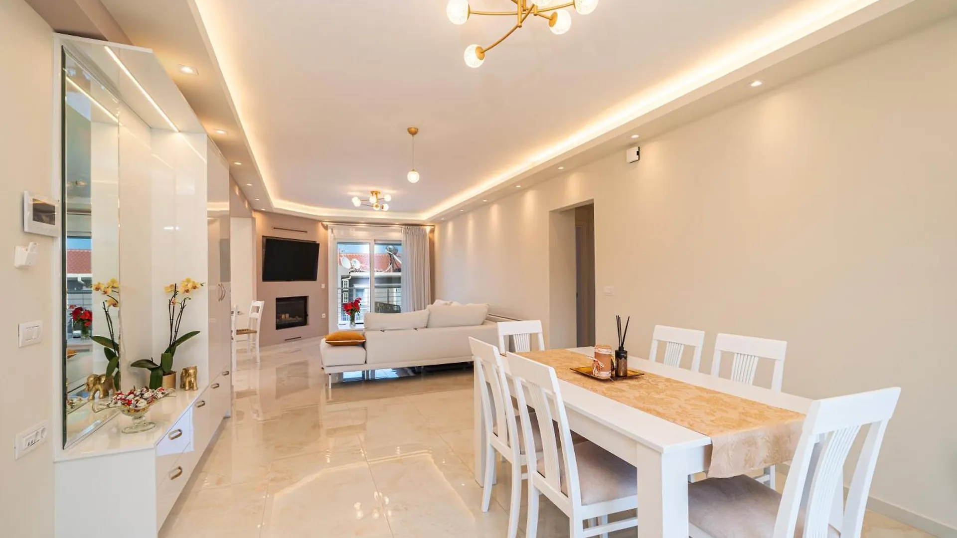 Melina'S Apartments Karavomylos